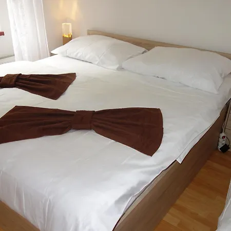 Holiday home Na Tretasu S Vinnym Sklepem